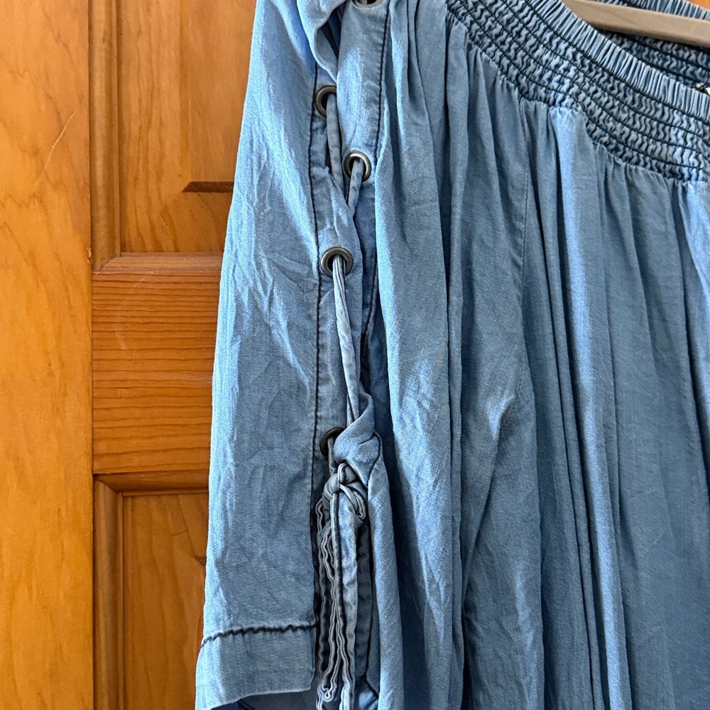Blue Off-Shoulder Women's Top - Picture 2 of 3